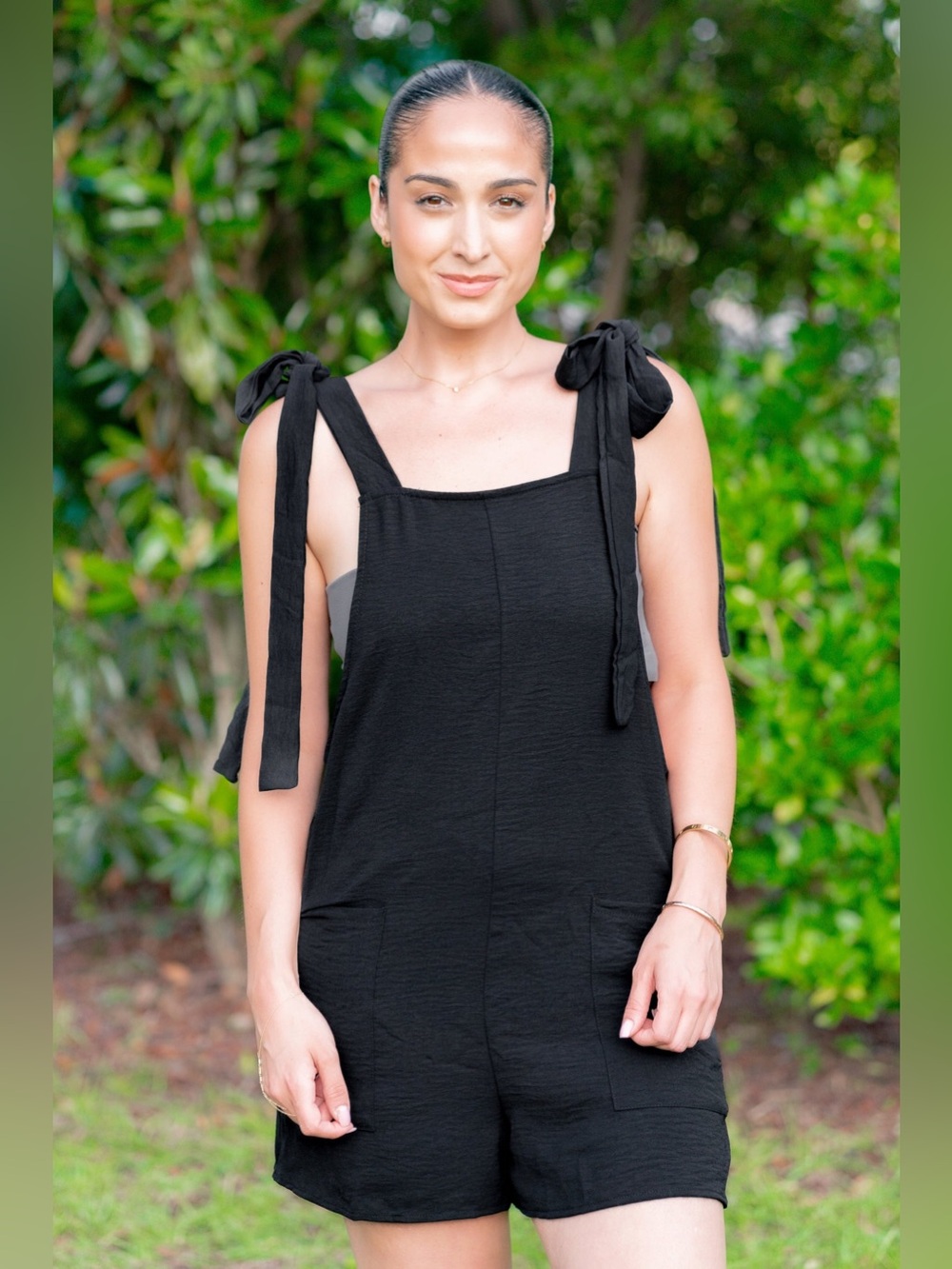 NWT Heimish USA Black Sleeveless Romper with Pockets size medium